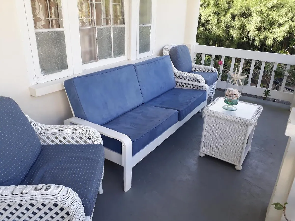 Chadville Beach Apartment Maxwell